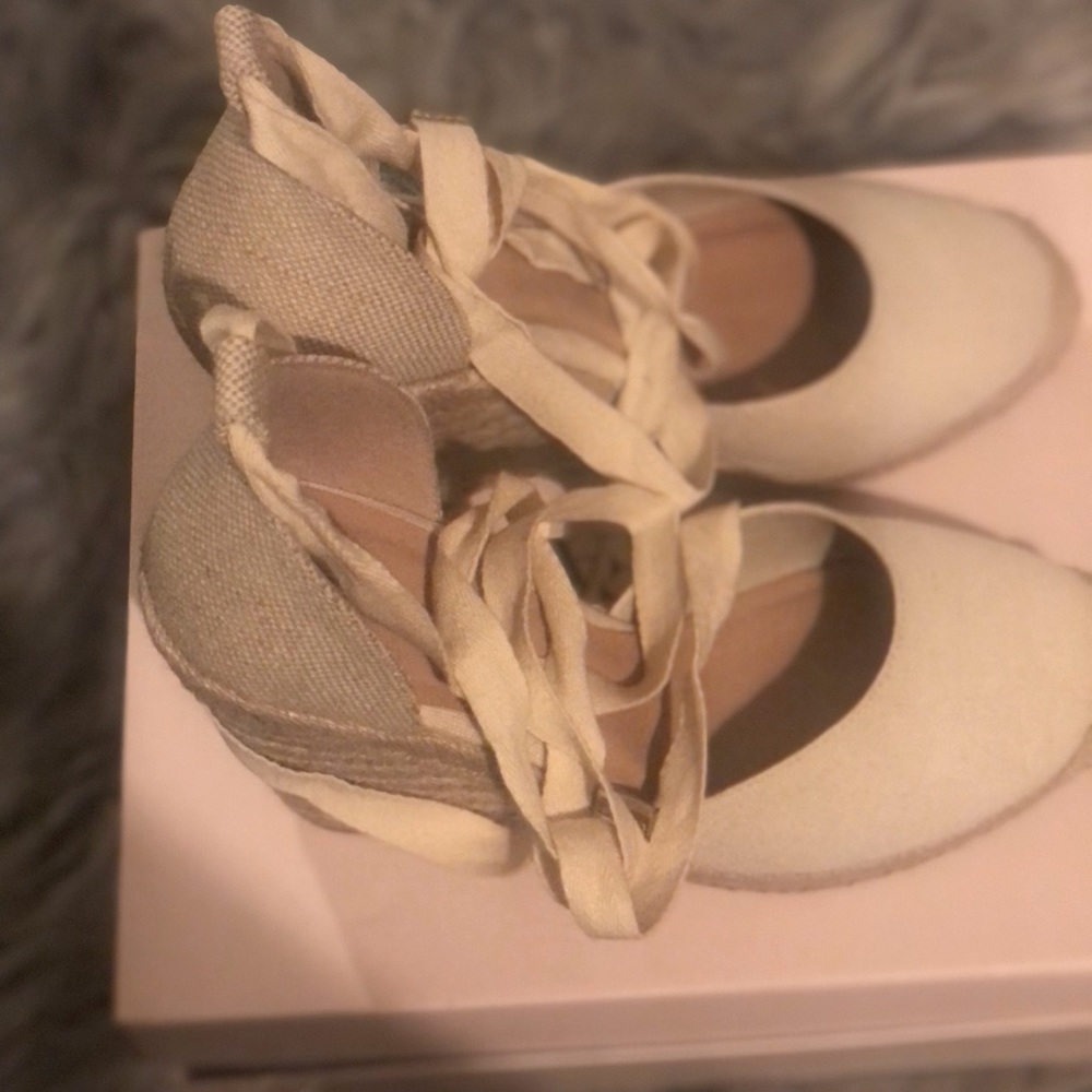 Just Fab tie up wedges
